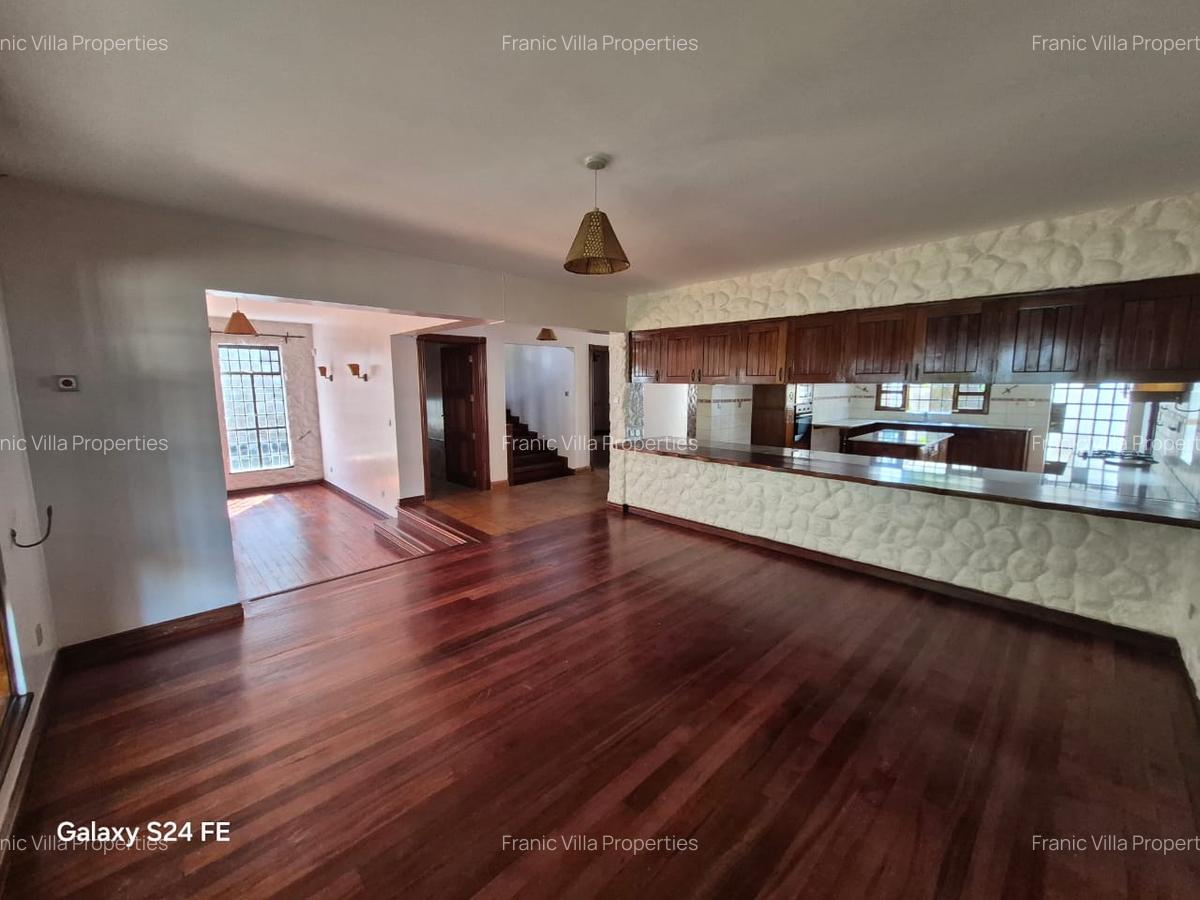 4 Bed Villa with En Suite at Westlands - 7