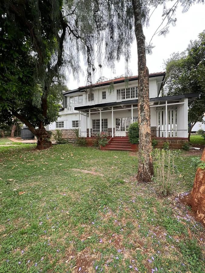 3 Bed House with En Suite at Lavington Green - 14