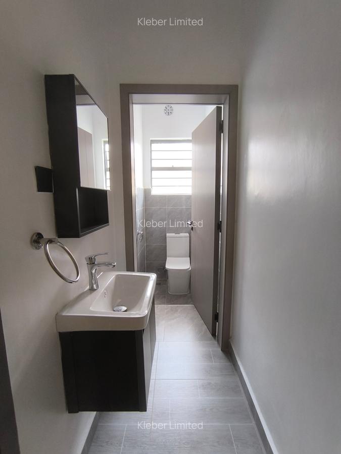 3 Bed House with En Suite in Kitengela - 16