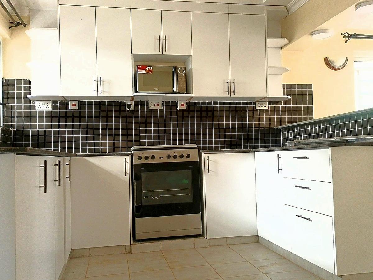 4 Bed House with En Suite in Athi River - 10