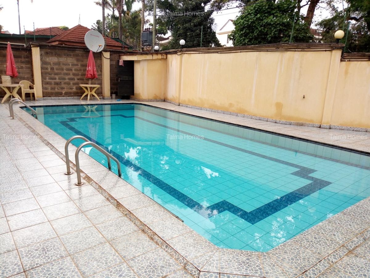 3 Bed Apartment with En Suite at Brookside Groove - 9