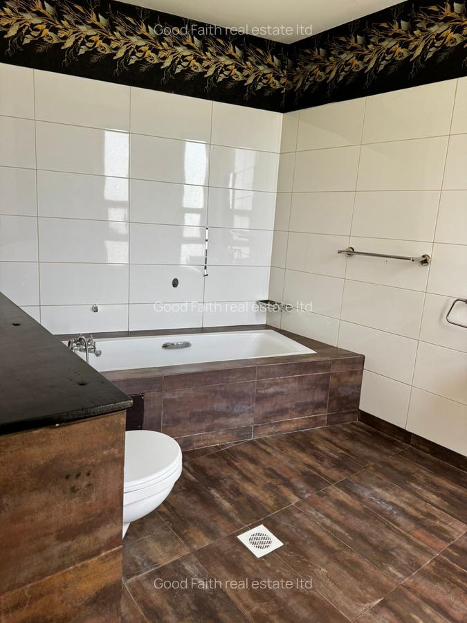 6 Bed Villa with En Suite in Karen - 10