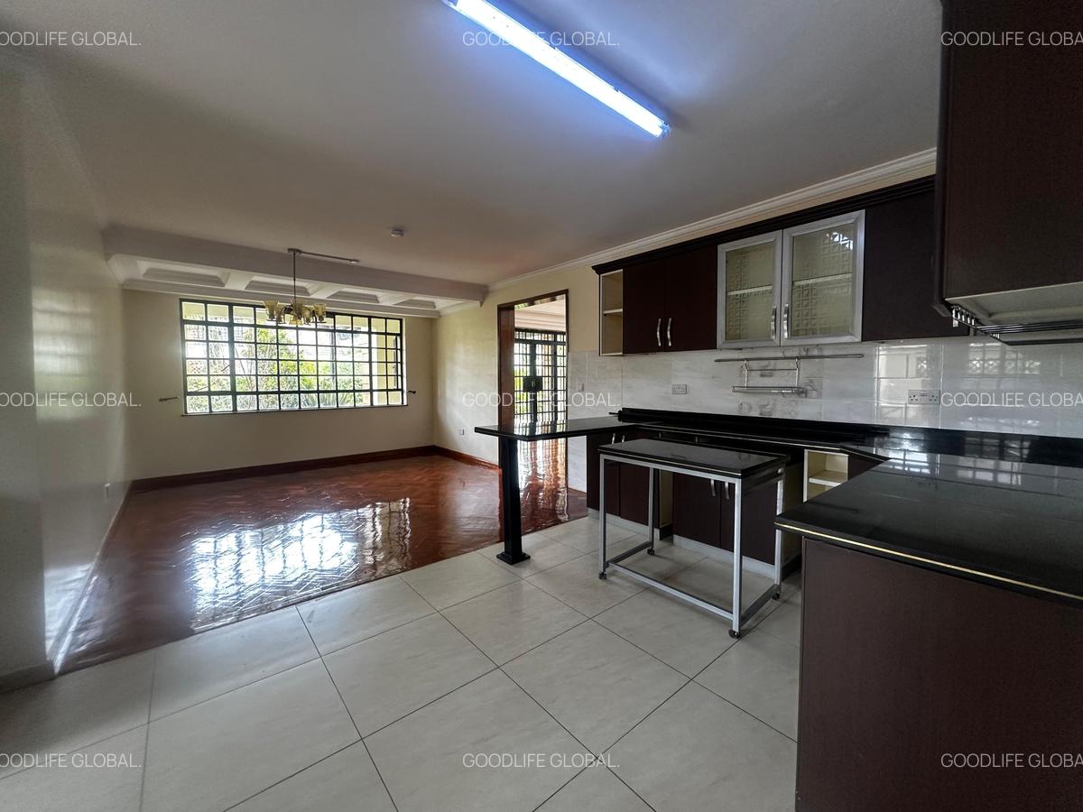 3 Bed Villa with En Suite at Kyuna - 15