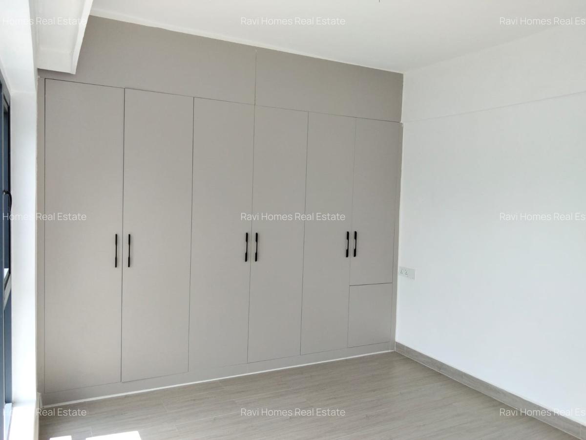 2 Bed Apartment with En Suite at Kindaruma Road - 13