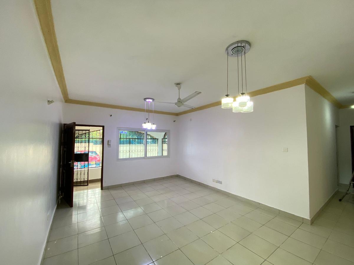 3 Bed Apartment with En Suite at Beach Road - 14