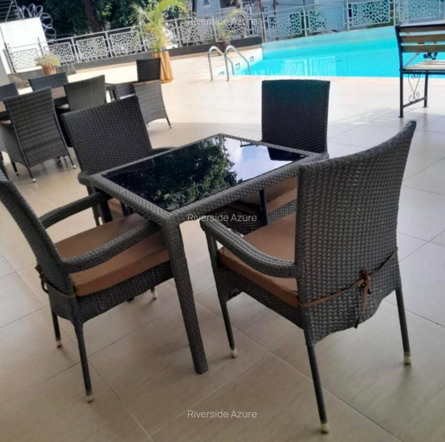 Serviced 3 Bed Apartment with En Suite at Rivers - 8