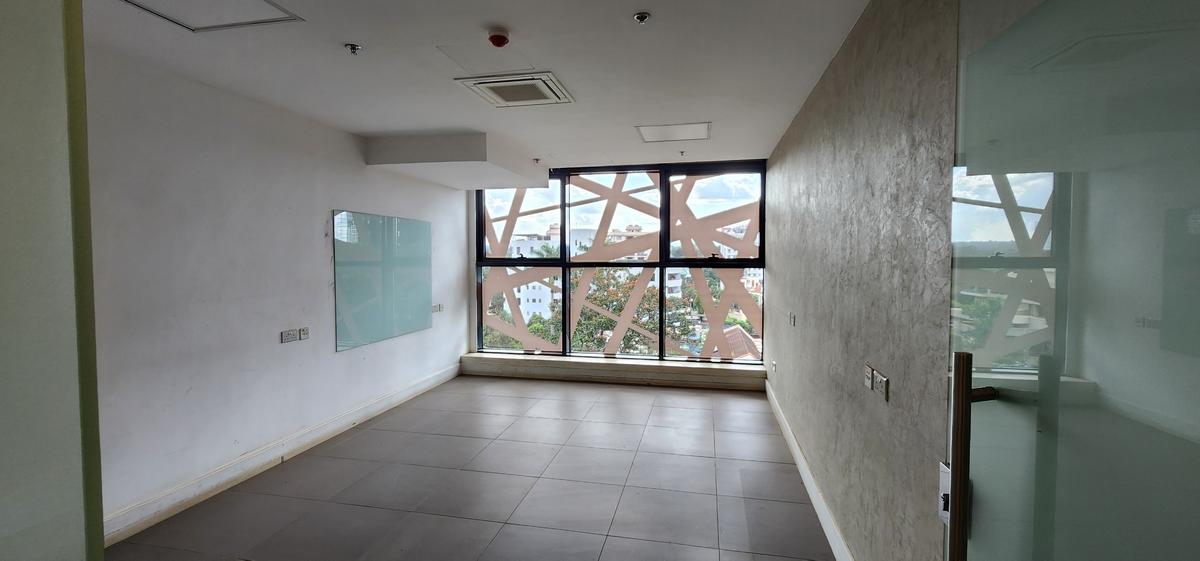 4,500 ft² Office with Service Charge Included in Westlands Area - 11