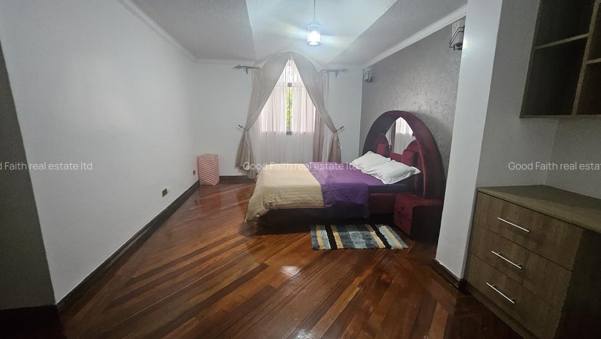 4 Bed House with En Suite in Runda - 9