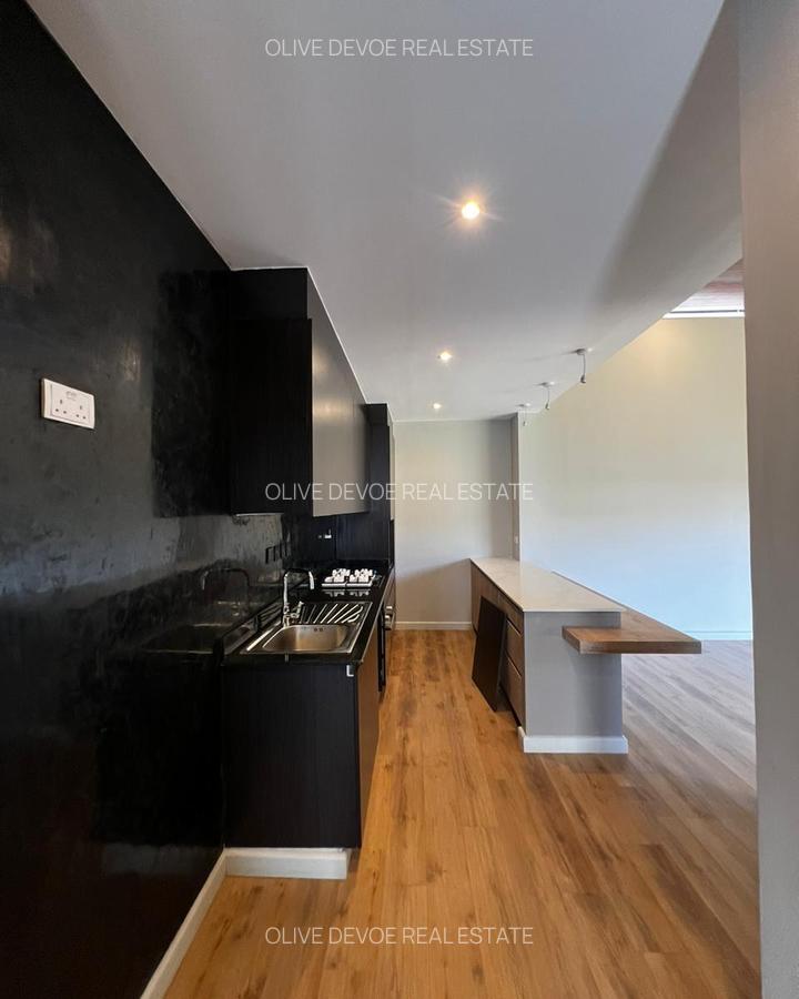 4 Bed Villa with En Suite in Runda - 11