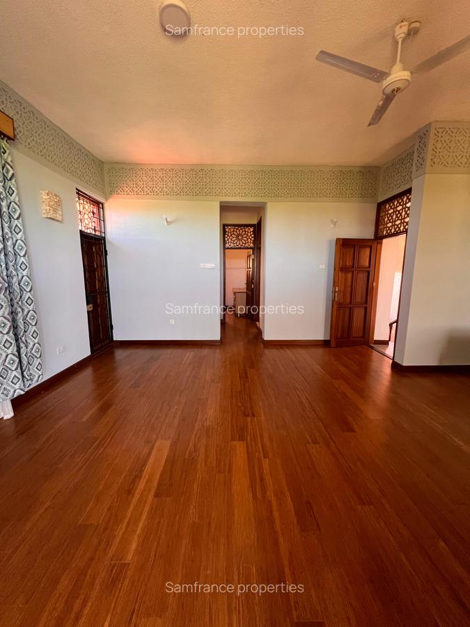 3 Bed Villa with En Suite at Vipingo Beach - 9