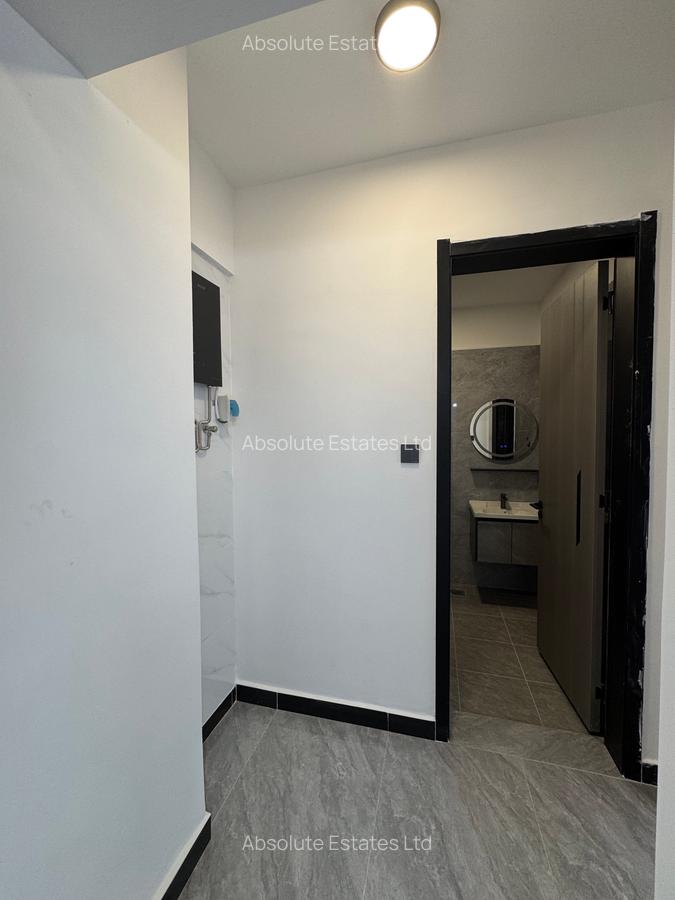 1 Bed Apartment with En Suite in Lavington - 6