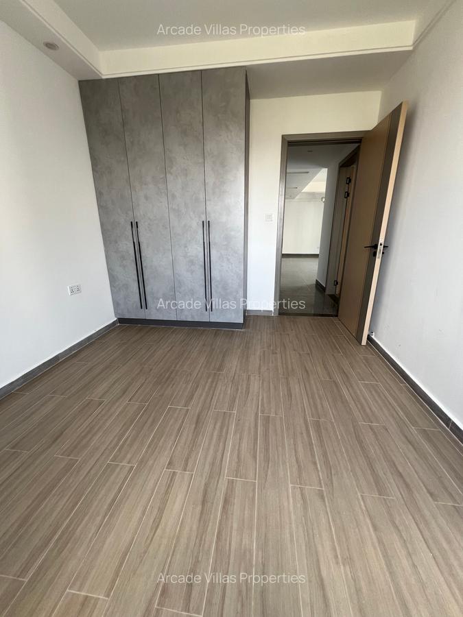 2 Bed Apartment with En Suite in Riverside - 7