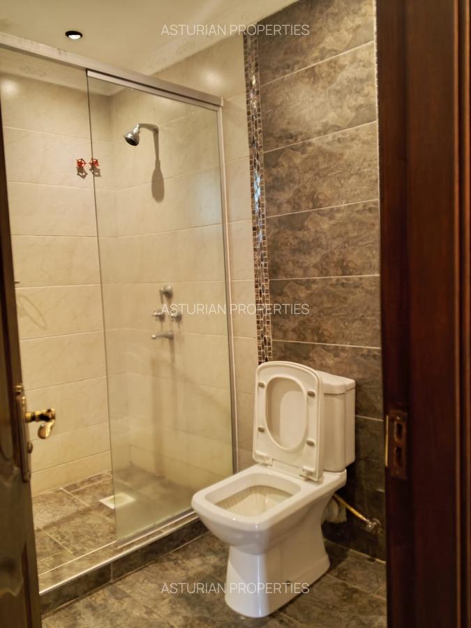 4 Bed Townhouse with En Suite in Lavington - 6