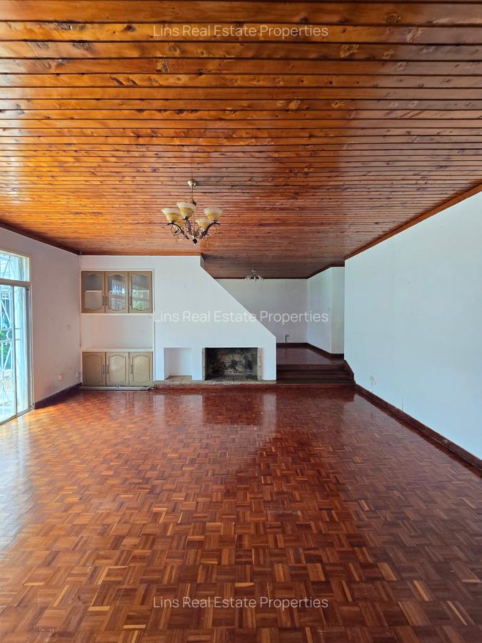 4 Bed House with En Suite in Loresho - 19