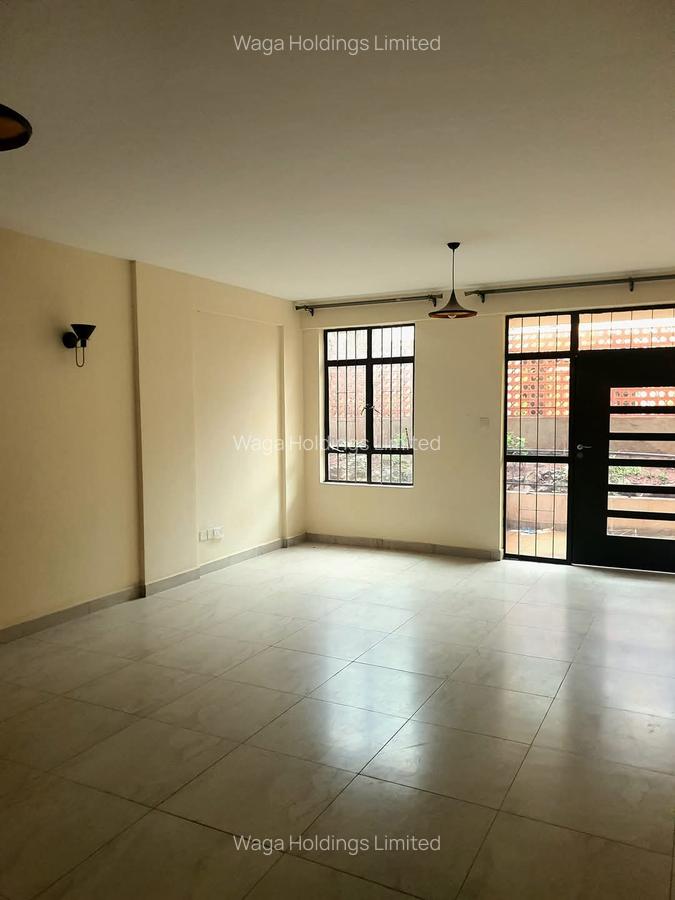 3 Bed Apartment with En Suite at Phase 2 - 5