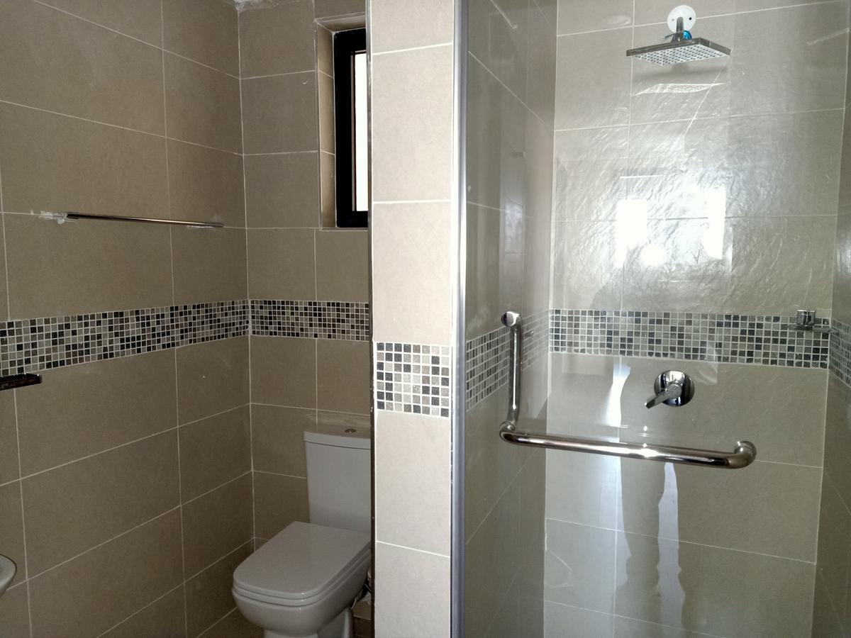 4 Bed Apartment with En Suite at Gitanga Road - 17