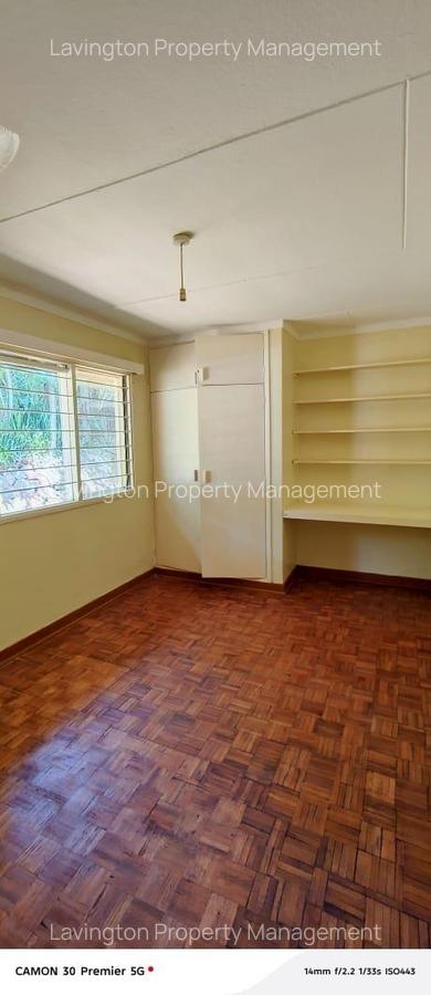 4 Bed House with En Suite at Loresho Crescent - 15