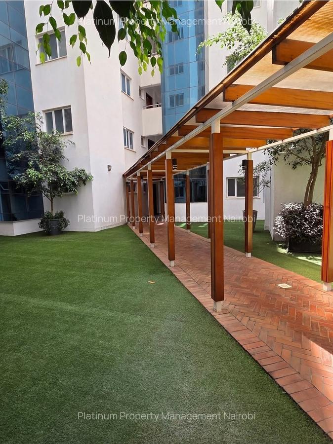Furnished 2 Bed Apartment with En Suite at Chilly Breeze Apartments - 13