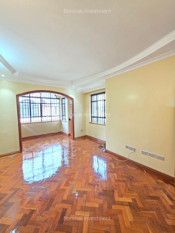 4 Bed Townhouse with En Suite at Lavington Green - 10