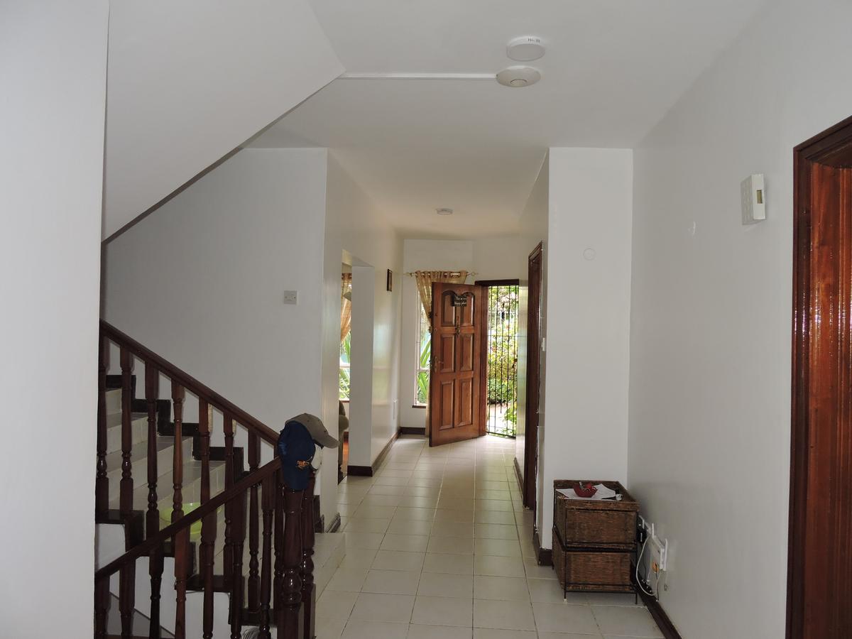 4 Bed Townhouse with Staff Quarters at Shanzu Road - 9