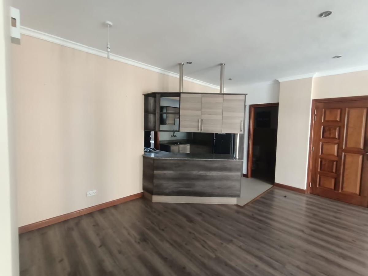 2 Bed Apartment in Kilimani - 3