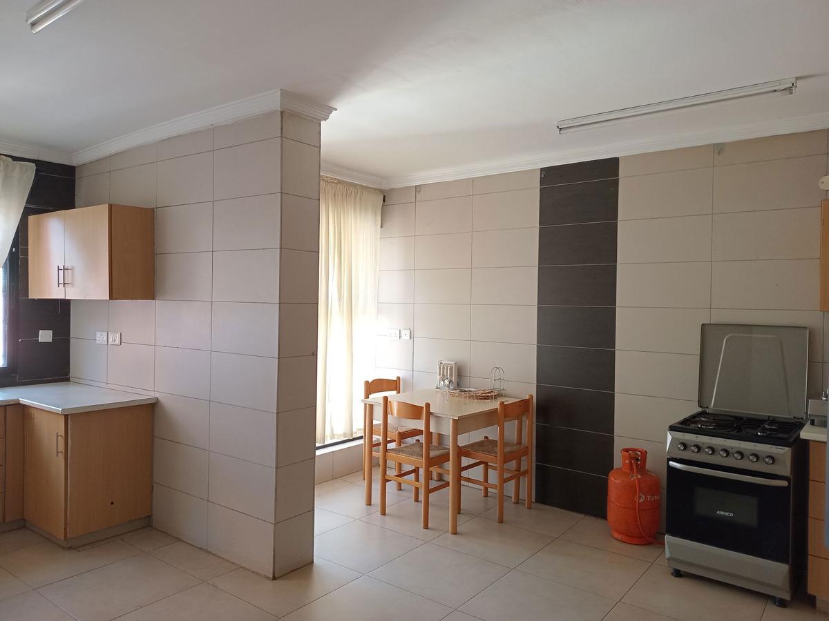 Furnished 3 Bed Apartment with En Suite in Parklands - 8