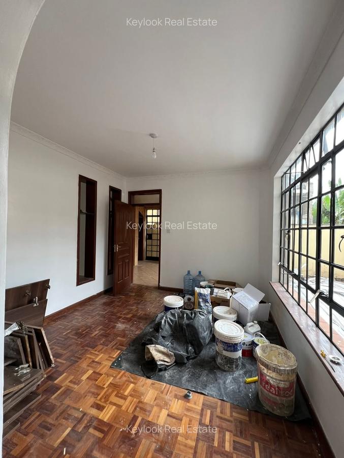 4 Bed Townhouse with En Suite at Lavington Green - 6