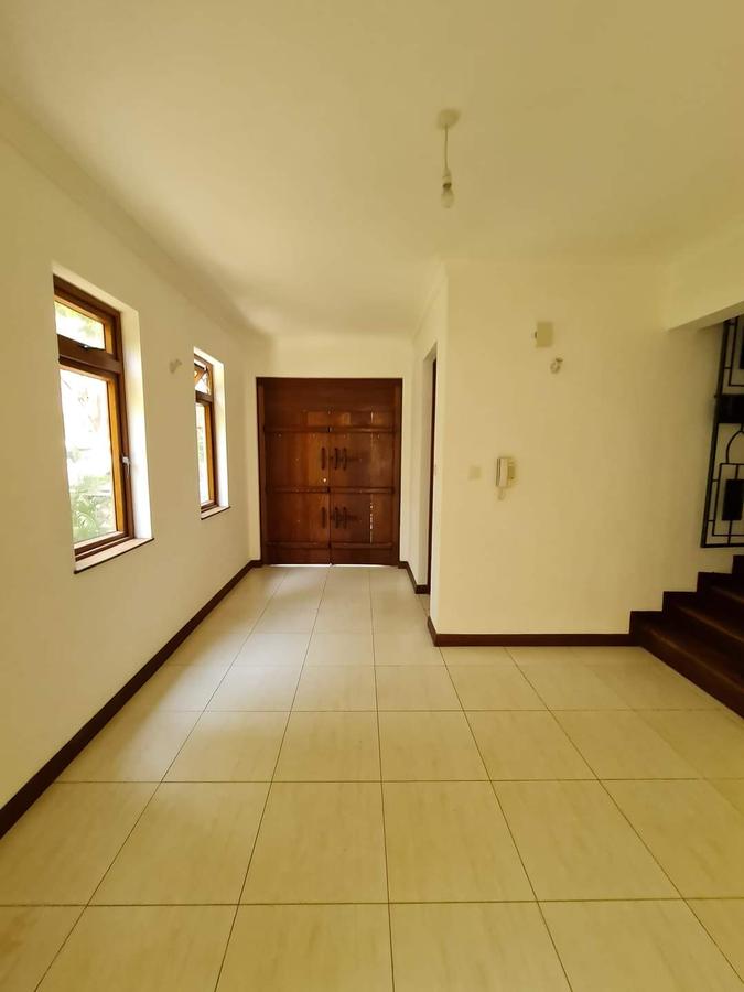 4 Bed Townhouse with En Suite at Mt Kenya Road Nyali - 6