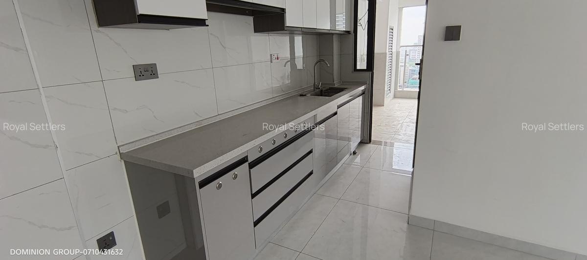 2 Bed Apartment with En Suite at Westlands Rd - 4