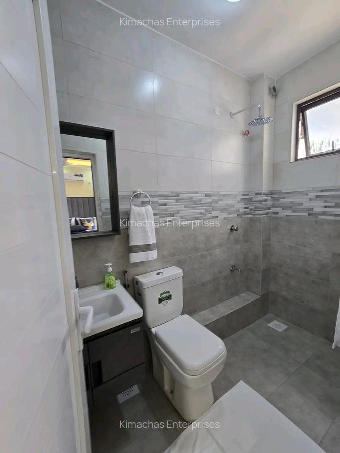 3 Bed Apartment with En Suite at Beach Road - 17