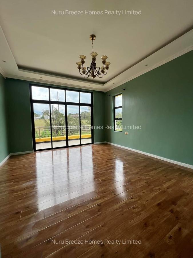 5 Bed Townhouse with En Suite in Karen - 12