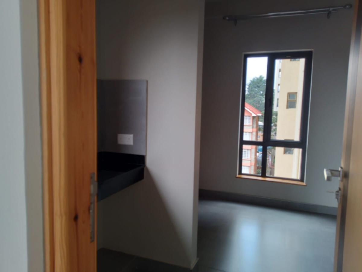 3 Bed Apartment in Kileleshwa - 10