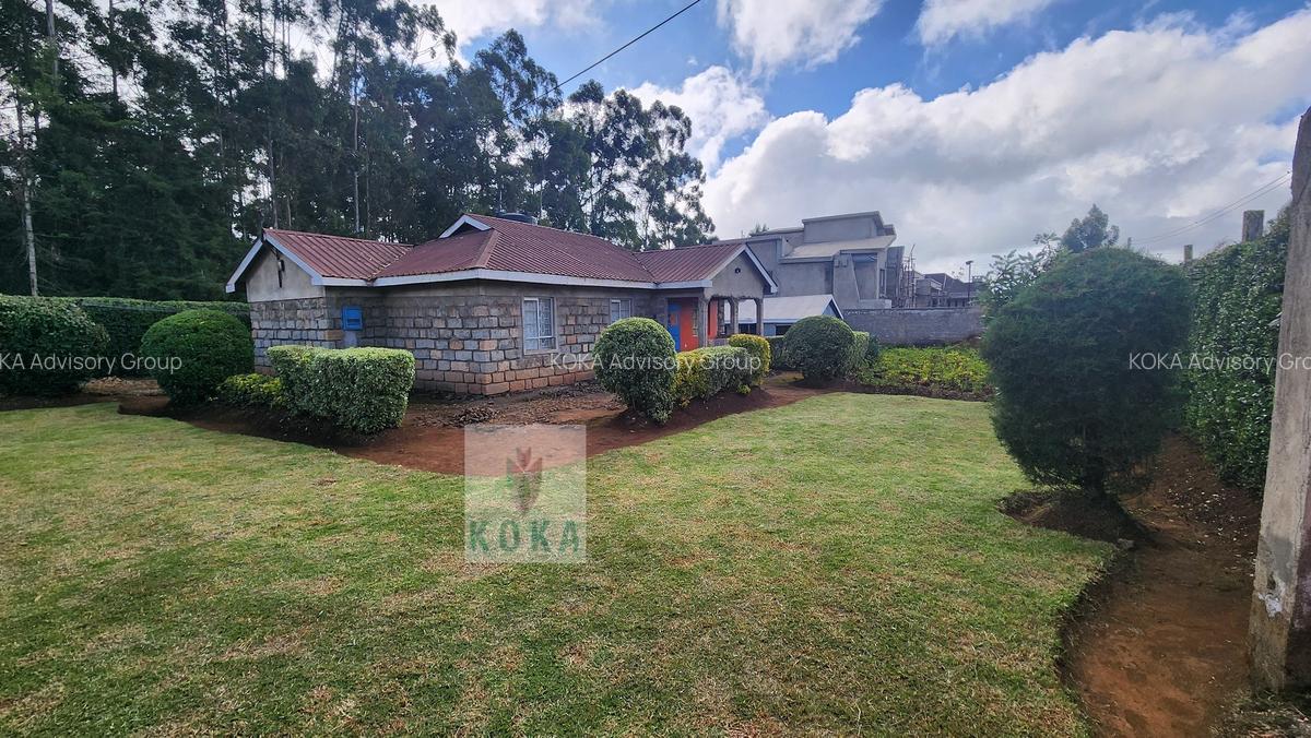 10,000 ft² Land in Rironi - 1