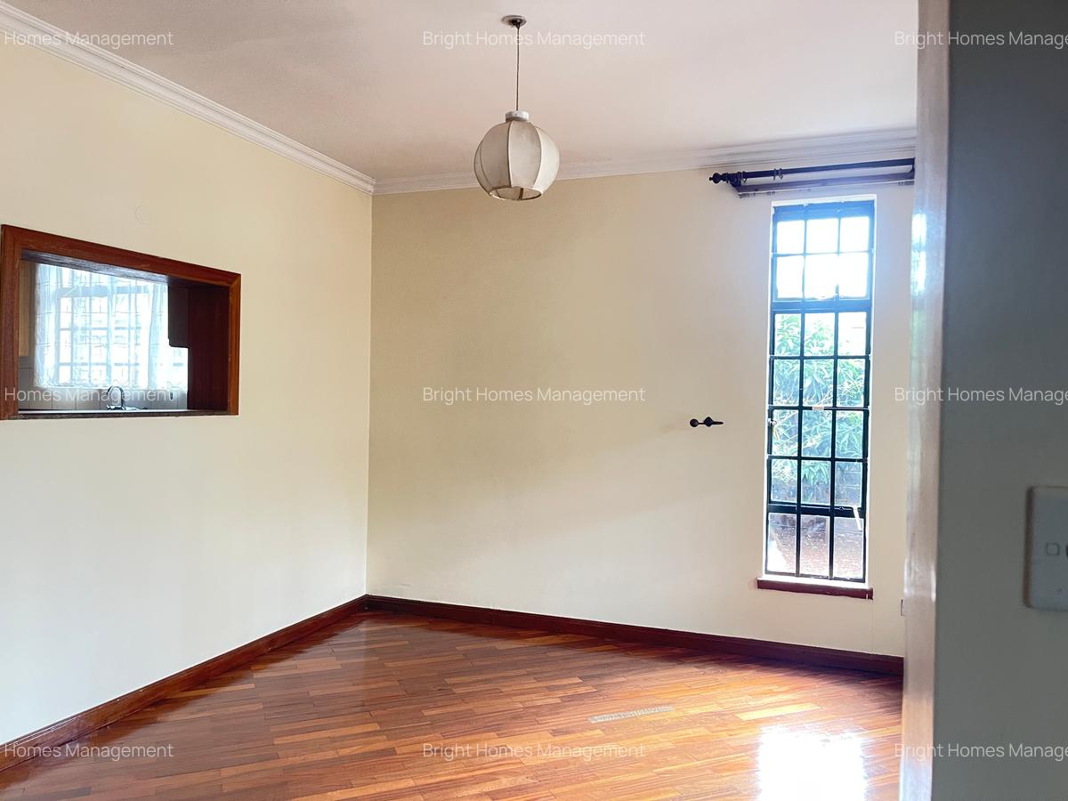 4 Bed Townhouse with En Suite in Lavington - 12
