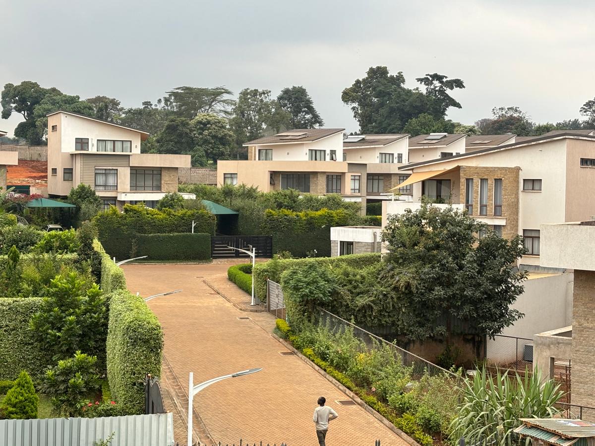 4 Bed Villa with En Suite in Kiambu Road - 14