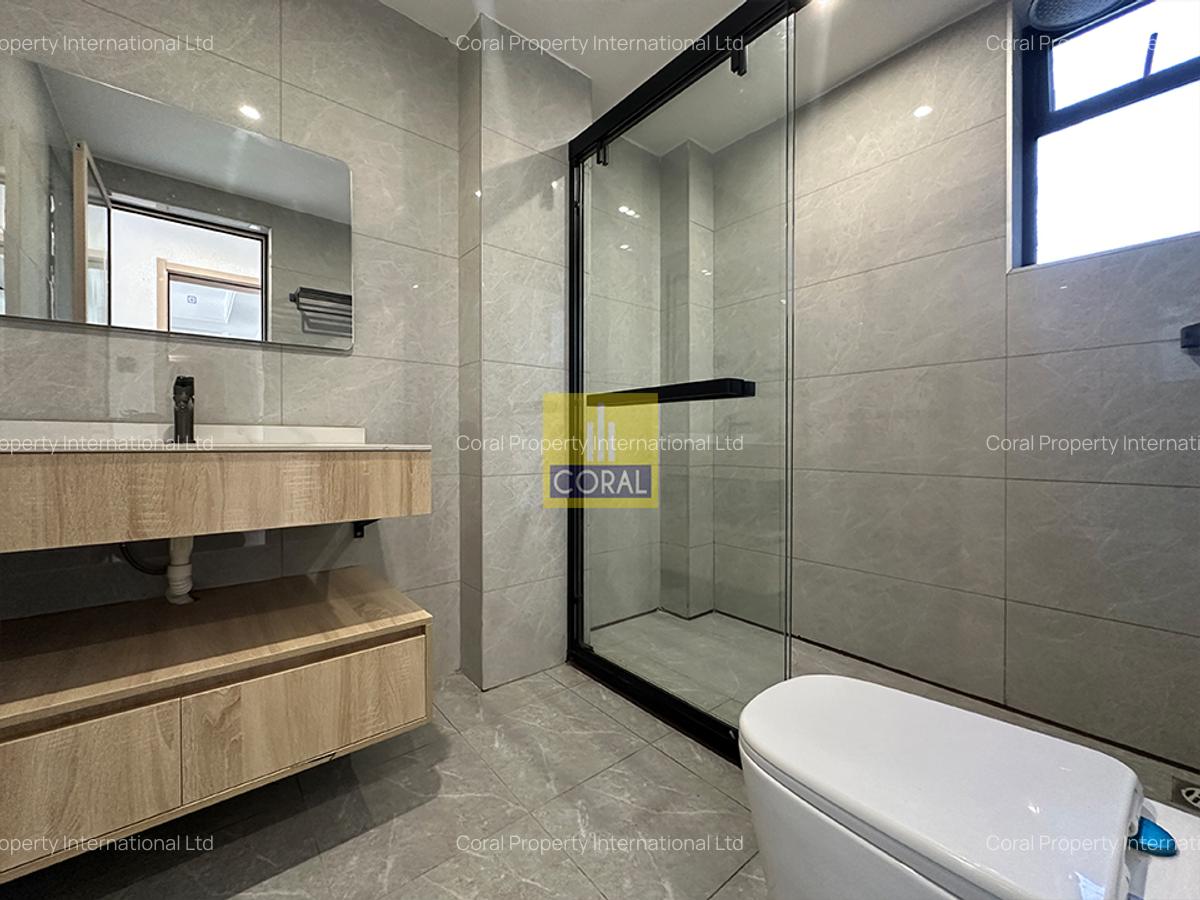 2 Bed Apartment in Riverside - 10