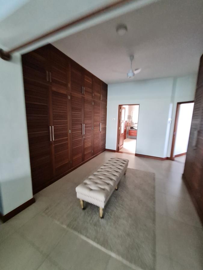 Furnished 3 Bed Apartment with En Suite in Nyali Area - 10