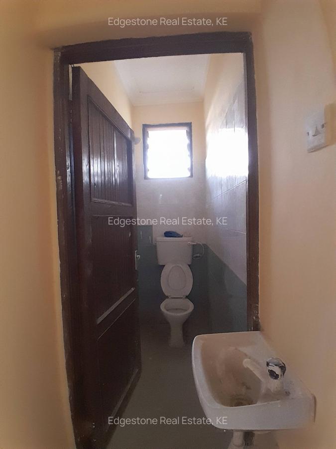 2 Bed Apartment with En Suite in Mtwapa - 6