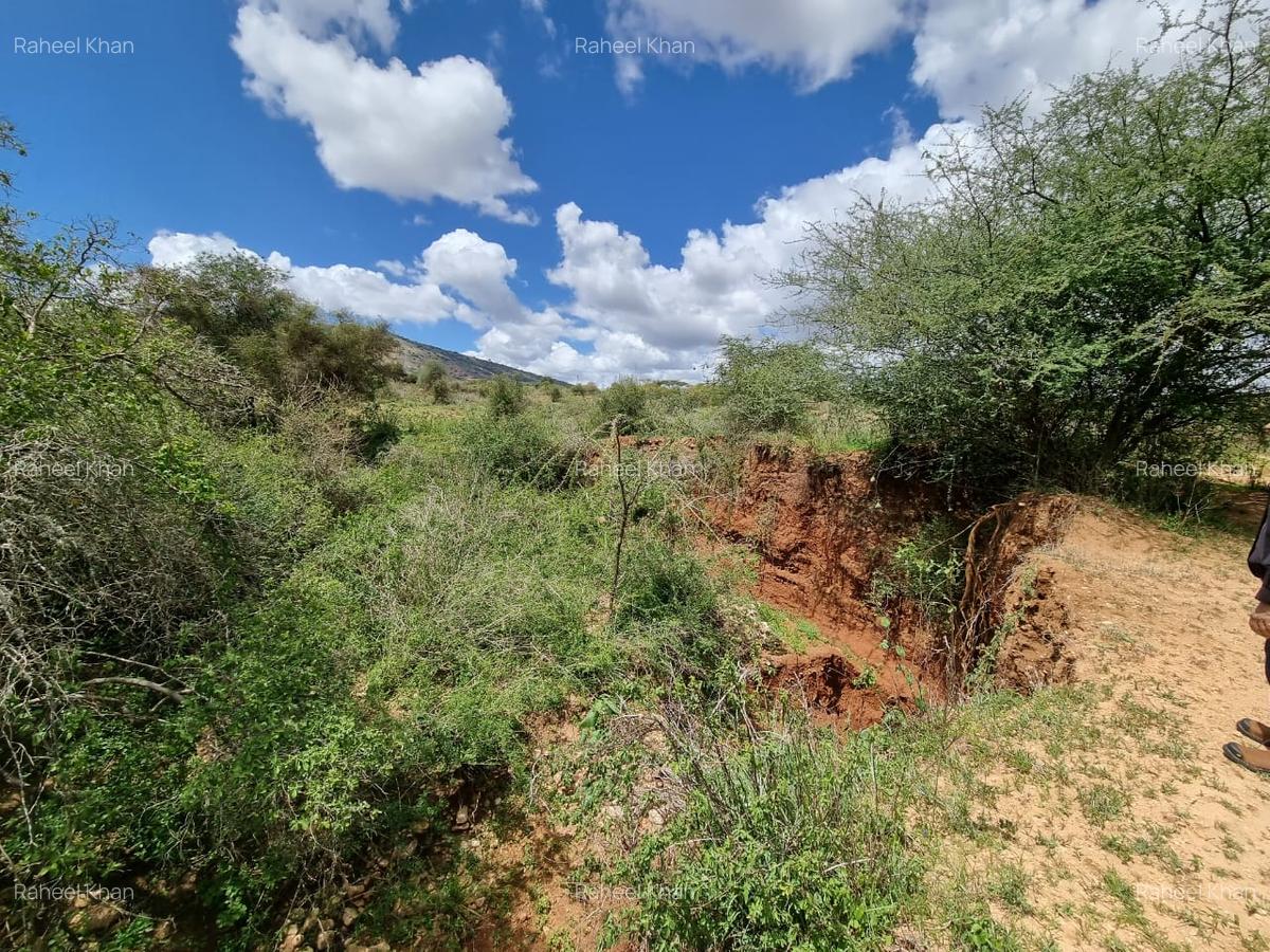 14 ac Land in Bisil - 11