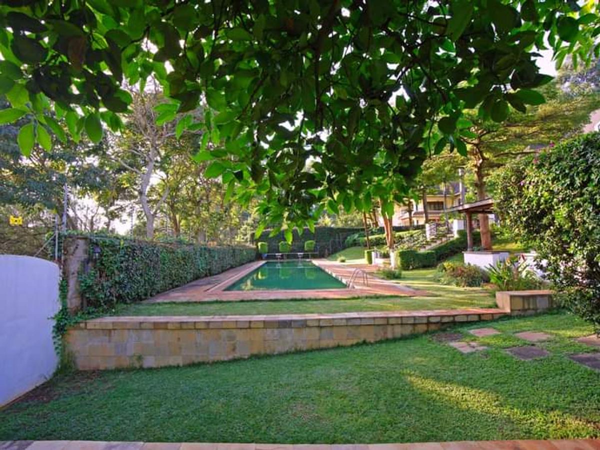 6 Bed Villa with Swimming Pool in Kitisuru - 17