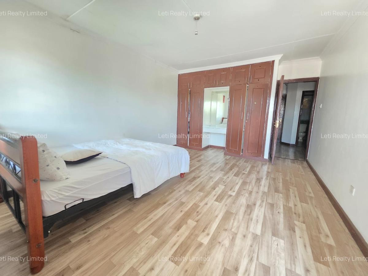 Commercial Property with Service Charge Included in Kilimani - 10