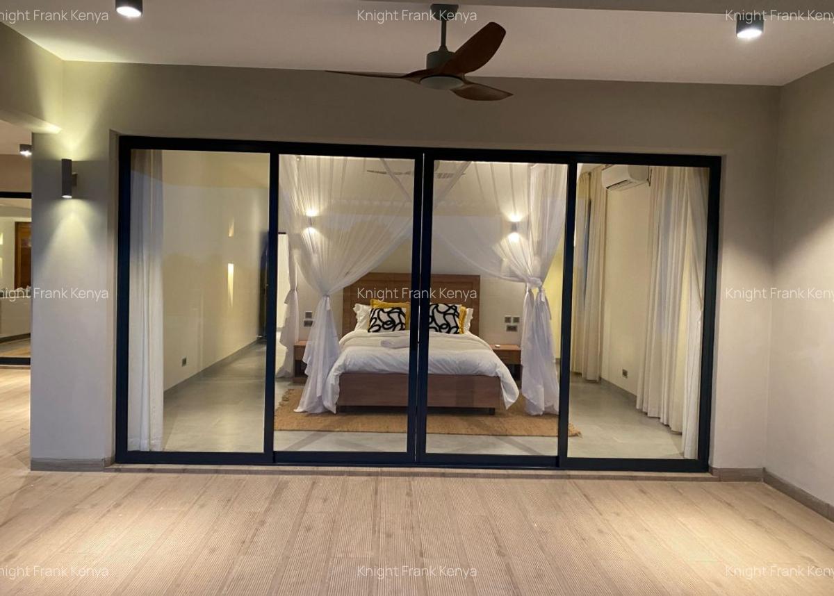 4 Bed House with En Suite at Pazuri - 7