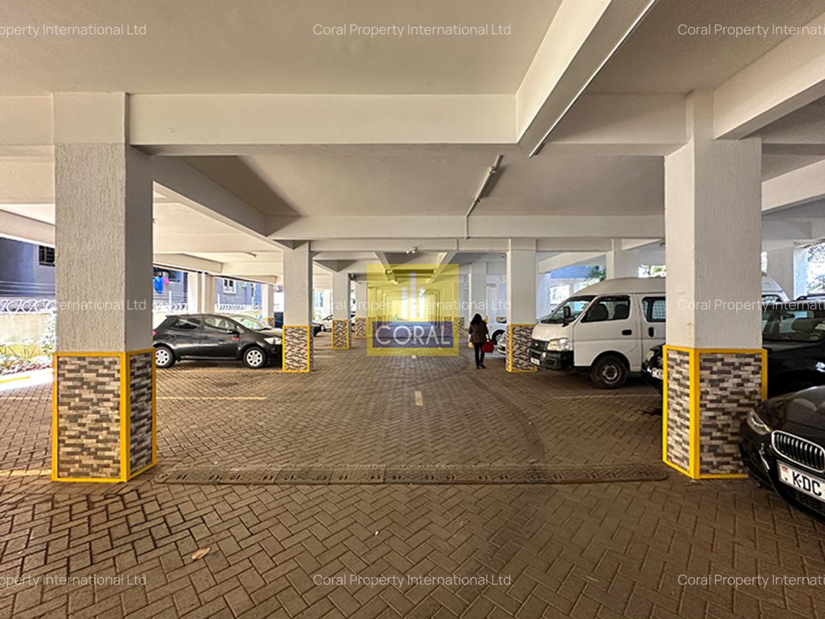 4 Bed Apartment in Parklands - 20