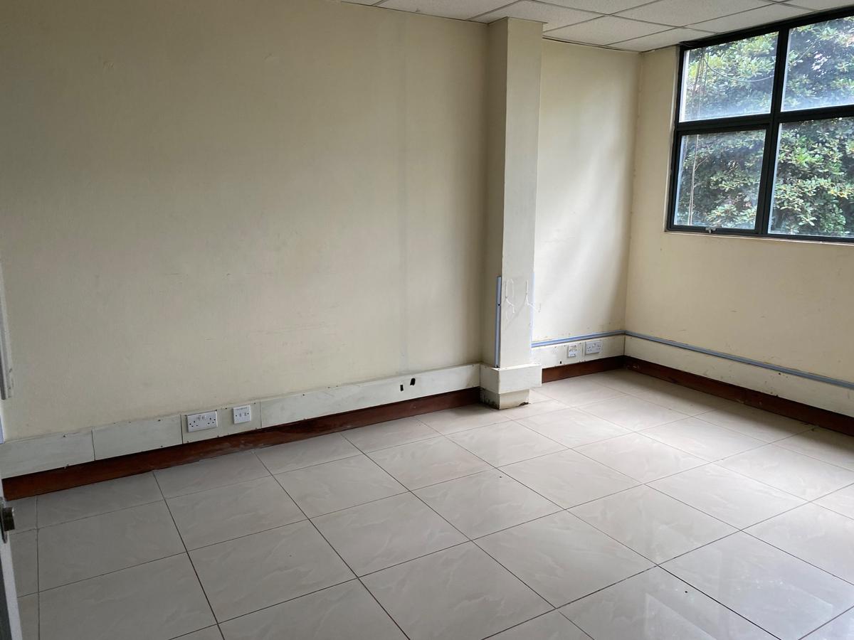 Commercial Property in Kilimani - 10