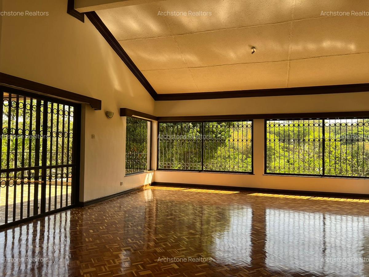 5 Bed House with En Suite in Gigiri - 16