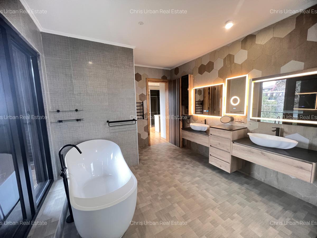 4 Bed Villa with En Suite at James Gichuru - 7