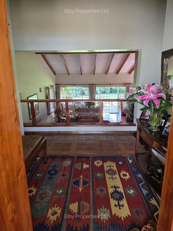 4 Bed House with En Suite in Nyari - 6