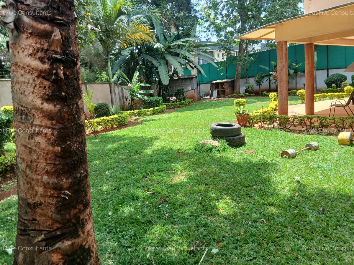 5 Bed Villa with En Suite in Runda - 17