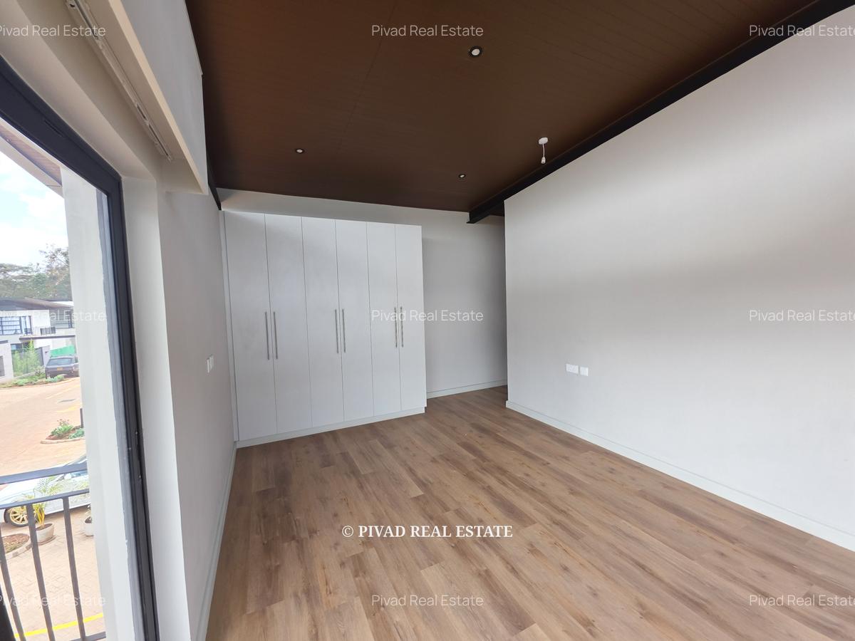 4 Bed Townhouse with Swimming Pool in Runda - 3