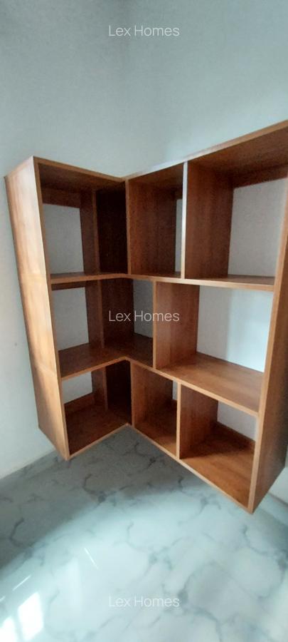 4 Bed House with En Suite at Rimpa Road - 18